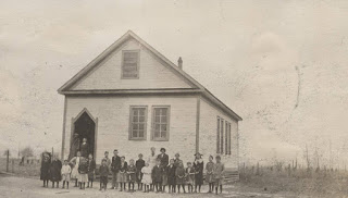 Children_and_adults_in_front_of_a_school_building_in_rural_Baldwin_County_Alabama.jpg Children_and_adults_in_front_of_a_school_building_in_rural_Baldwin_County_Alabama.jpg From Alabama Superintendent of Education photograph album, LPP16, Alabama Dept. of Archives and History. via ADAH https://digital.archives.alabama.gov/cdm/singleitem/collection/photo/id/18058/rec/1
