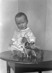 Photo of Richard Robbins (1 year old)