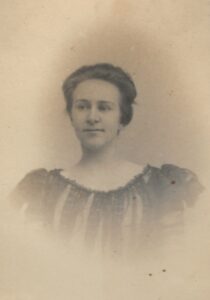 Photo of Frances Elizabeth Prindle (Hinkley) Quimby, 1885