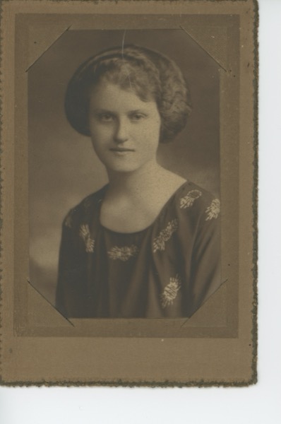 Photo of Alice (Dyer) Johnson