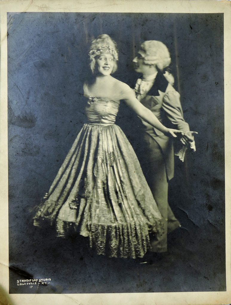 Photo of Donna Darling & Murray Earle c. 1924