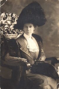 Photo of Anna (Hannah) McAllister Darling, circa 1910.
