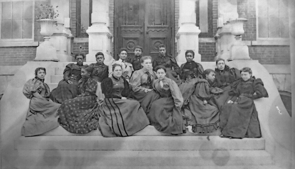 Photo of 14 young women believed to be a circa 1890s circle of "The King's Daughters."