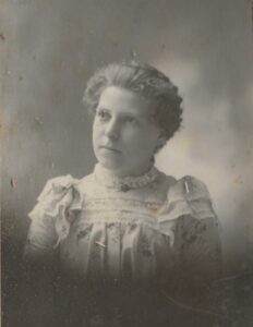 Photo of Ethel Fullerton (later Hatch), c. 1899.