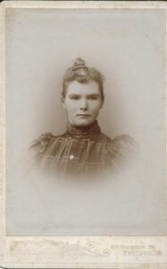 Photo of a woman, circa 1902