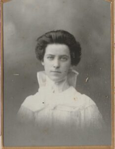 Photo of Gertrude McCann, circa 1899