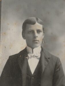 Photo of Ralph Leighton, circa 1899.