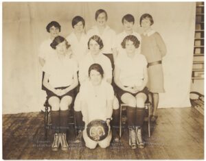 Photo of the 1928 Maine State College basketball team.