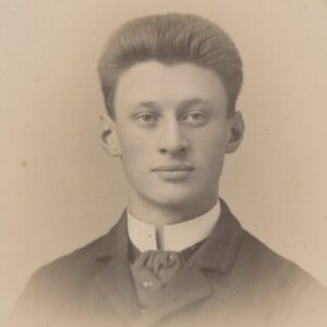 1890s photo of a young man.