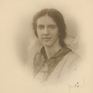 Photo of Marjorie [LNU], PHS Class of 1918.
